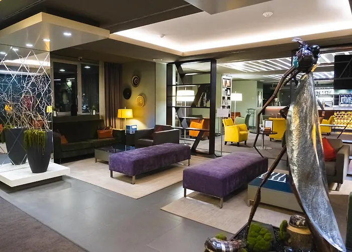 Отель Worldhotel Saltanat Almaty